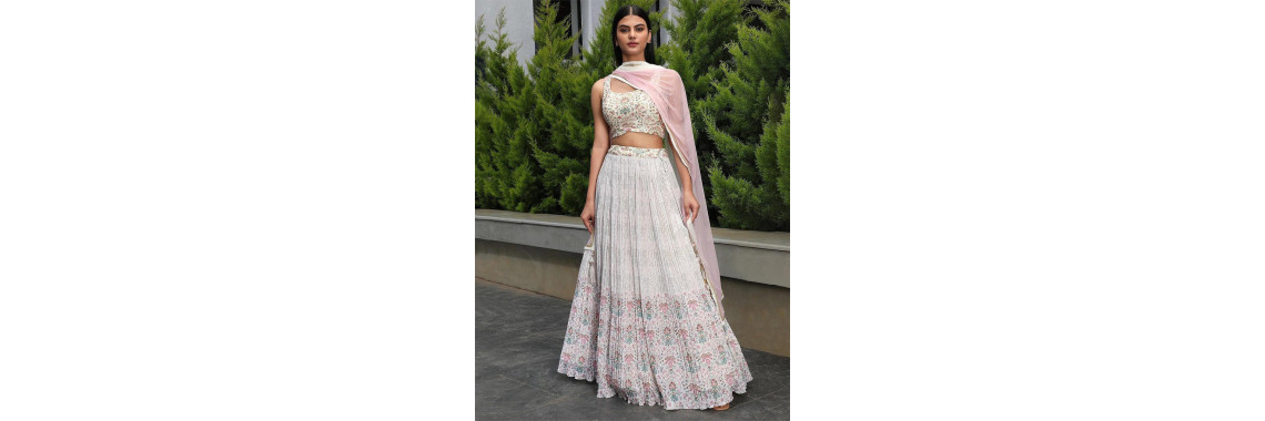 Off-White printed Georgette flared lehenga choli